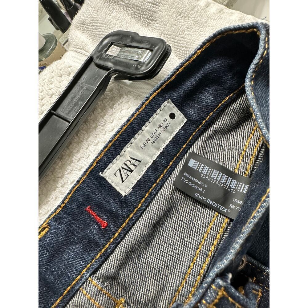 💙 Zara Relaxed Fit Jeans – Size 4 | Style 9863/252 💙 - Picture 4 of 4